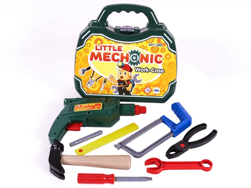 Набор инструментов Механик 8 предметов в чемодане