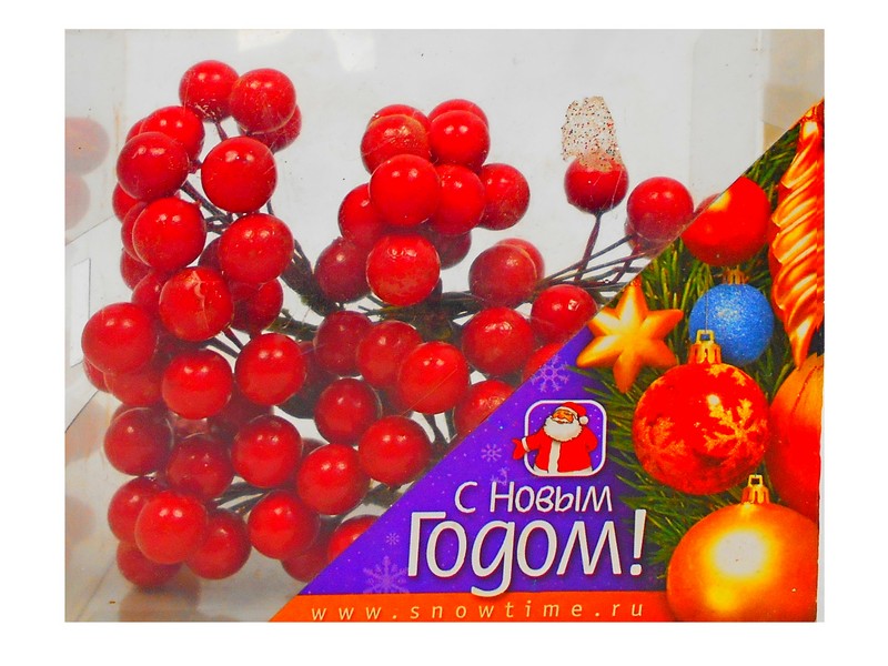 УКРАШЕНИЕ НОВОГОДНЕЕ ИЗ ПЕНОПЛАСТА НА ПРОВОЛОКЕ 12ММ ЯГОДЫ В СВЯЗКАХ ГЛЯНЕЦ 1ЦВЕТ ПРОЗРАЧНАЯ КОРОБКА