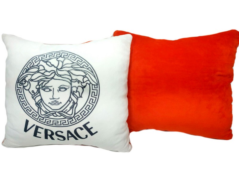 Купить оптом Подушка-игрушка Versace BFL-006 в Луганске