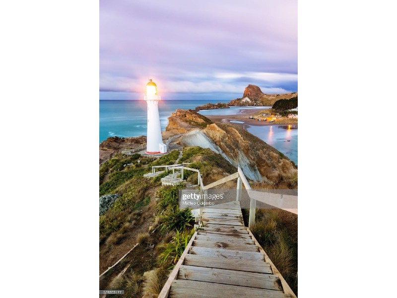 Холст с красками 30х40 см по номерам. ЛЕСТНИЦА К МАЯКУ