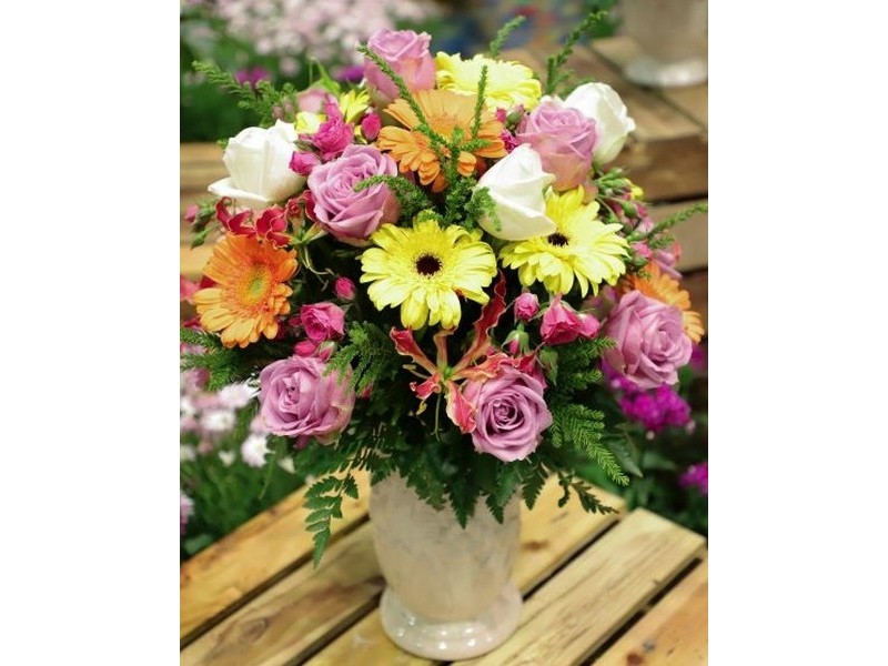 Холст с красками 30х40 см по номерам. ЯРКИЕ ЦВЕТЫ ВО ДВОРЕ