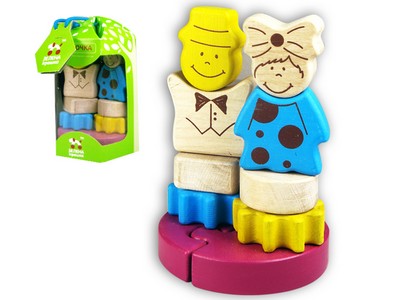 Зеленая игрушка. Пирамидка. Парочка шест.