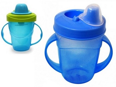 Поильник-непроливайка с ручками 210 мл 102