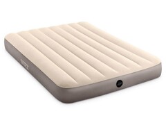 Надувная кровать 137*191*25см 64102