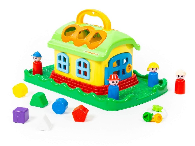 Домик сказочный на лужайке в сеточке