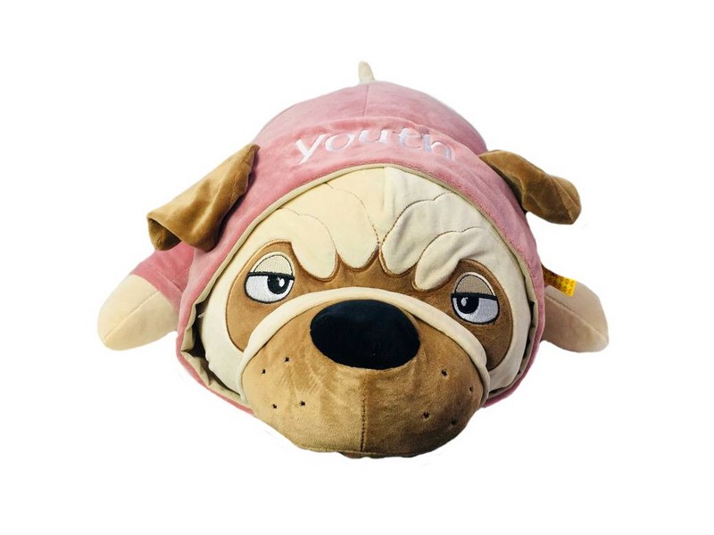 Собака лежит в майке 14041-90