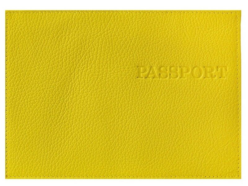 Обложка для паспорта из натуральной кожи желтая ОП-5449