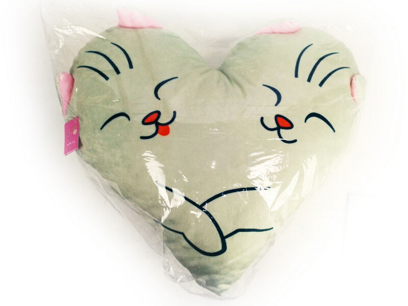 Подушка-игрушка Сердце Котики 46х44см HRT-003