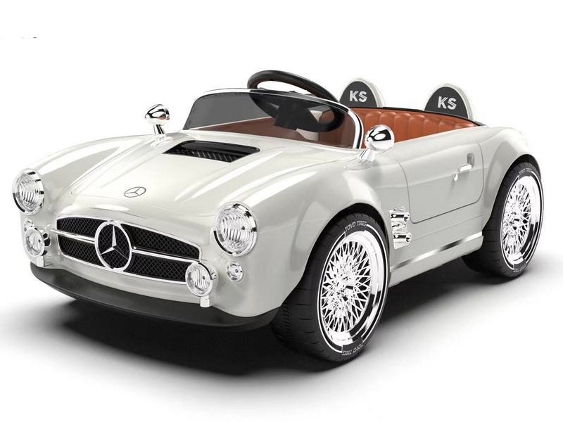 Электромобиль Mercedes Ретро на р/у (свет, звук, подключение USB+Bluetooth+MP3, аккум. 12V, 20А, колеса пластик, сиденье кожа, открыв. двери, качается, до 25 кг) БЕЖЕВЫЙ 16/015