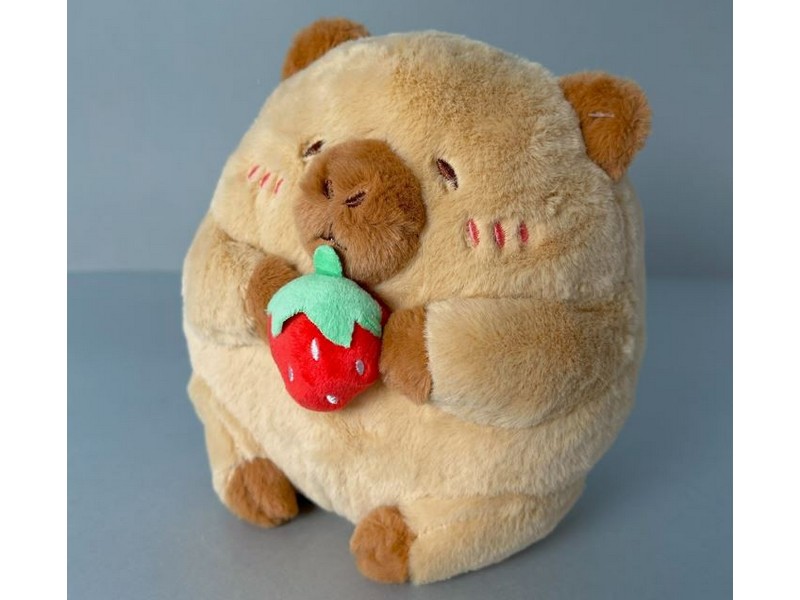 Мягкая игрушка "Capybara strawberry" 17 см