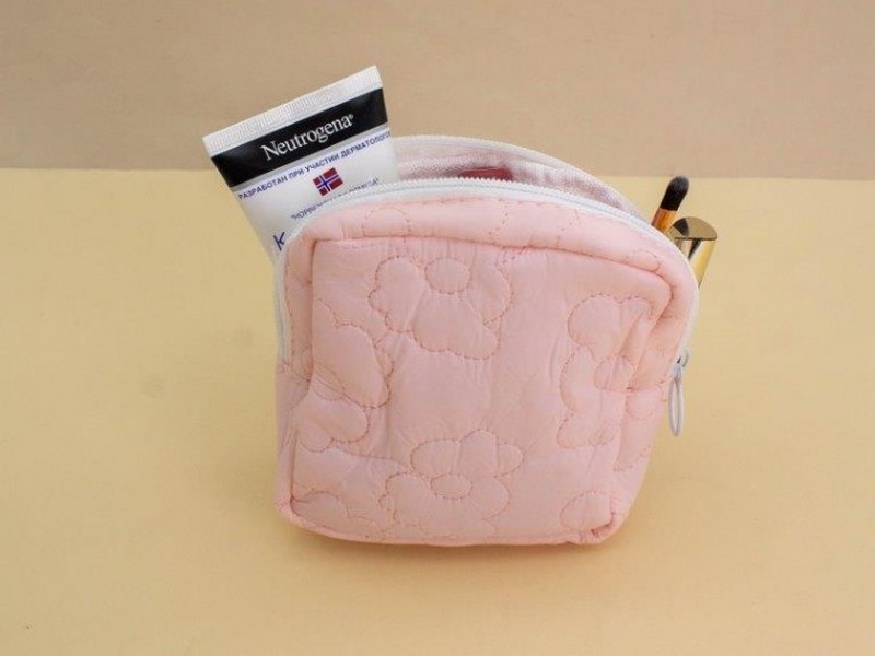 Сумочка дорожная "Femininity" pink 12*12*4 см