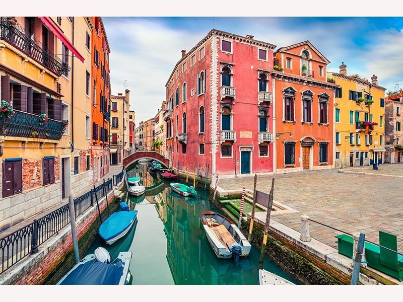 Купить оптом Алмазная мозаика 30х40см «Яркие дома» (с подр., с полн. заполн.) в Луганске