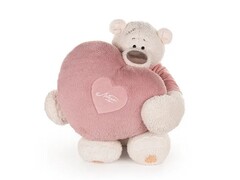 82353 [СПМТато/6/6] Медведь Тато в майке темно-пудровой с сердцем подушкой 37 см