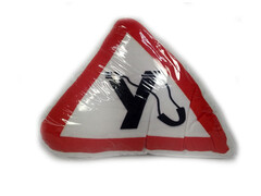 83228 [TRI-005] Подушка-игрушка Авто треугольник У 25х27см TRI-005